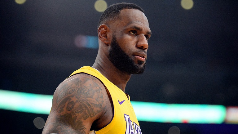 Cada jugador de baloncesto es el valor de la existencia individual